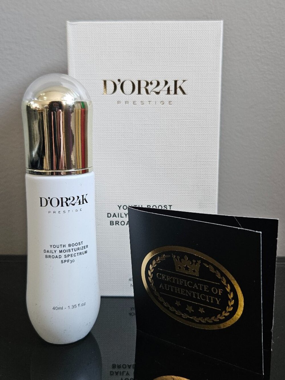D'OR 24K YOUTH BOOST DAILY MOISTURIZER BROAD SPECTRUM SPF 30- 1.35 fl oz \ 40 ml
